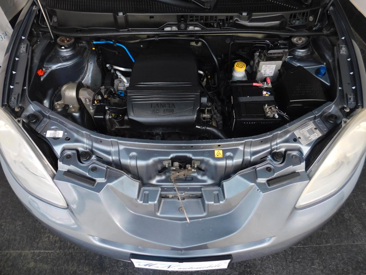 Lancia Ypsilon 1.2 Argento