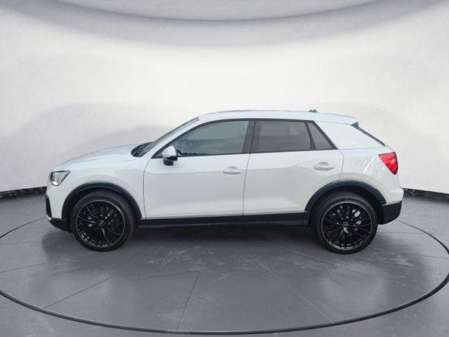 AUDI Q2 30 TDI S tronic Business Advanced