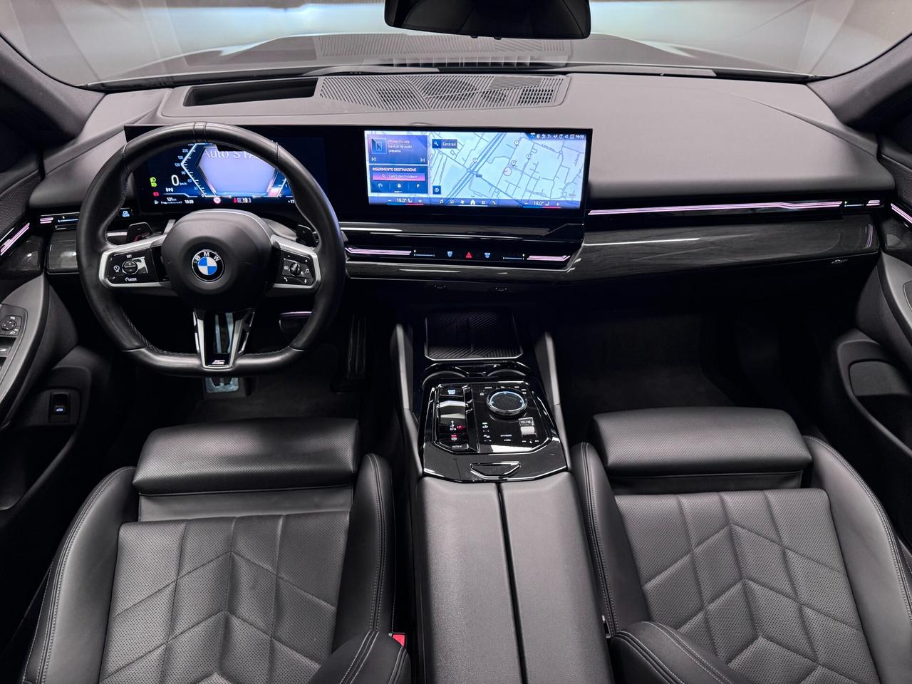 Bmw 520 520d 48V xDrive Msport Pro "Frozen Black"