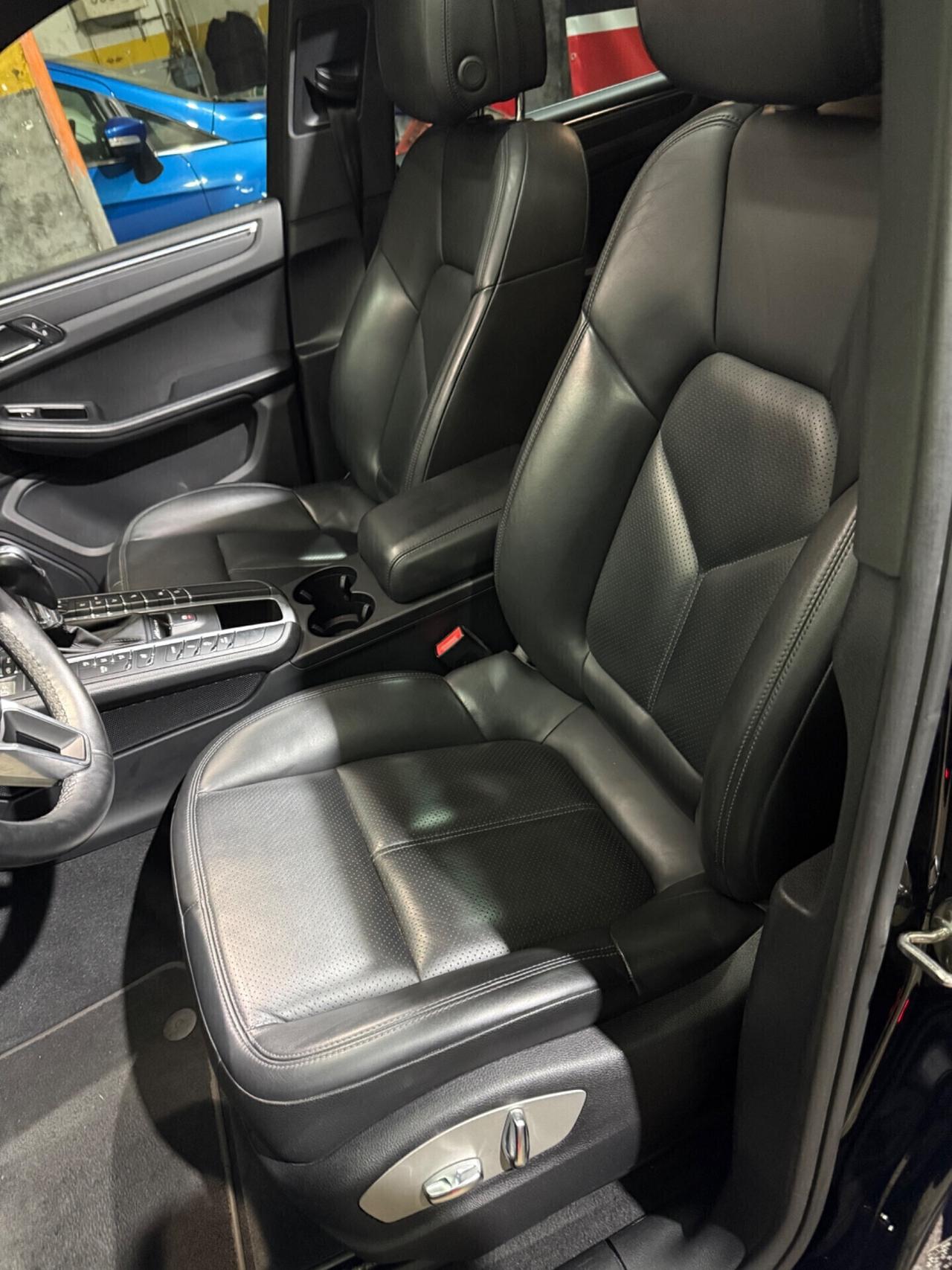 Porsche Macan 2.0 245 Cv Strafull