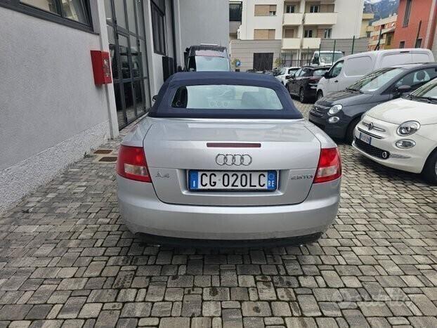 AUDI A4 CABRIO 2.5 V6 tdi 163cv