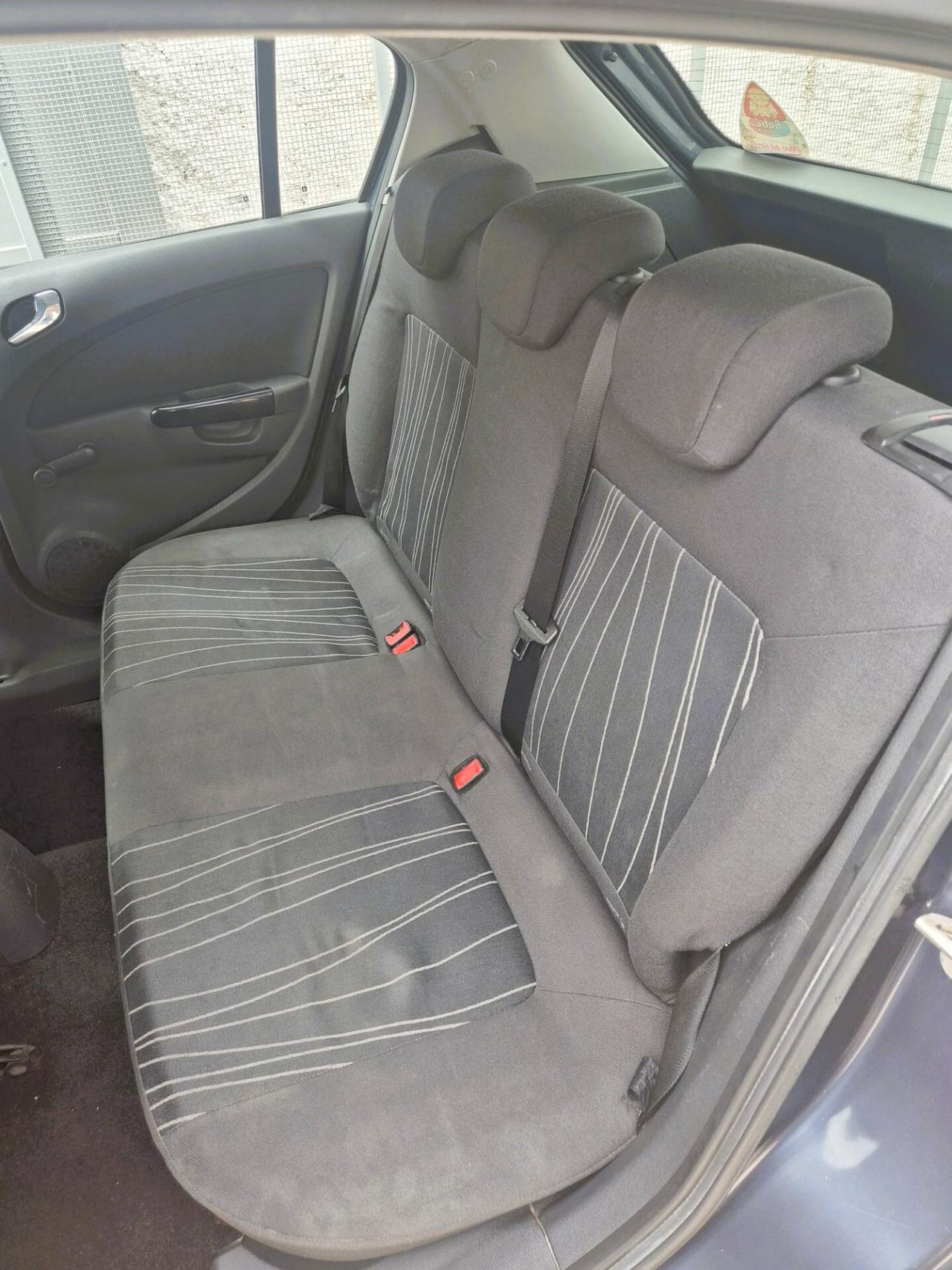Opel Corsa 1.2 5 porte Cosmo