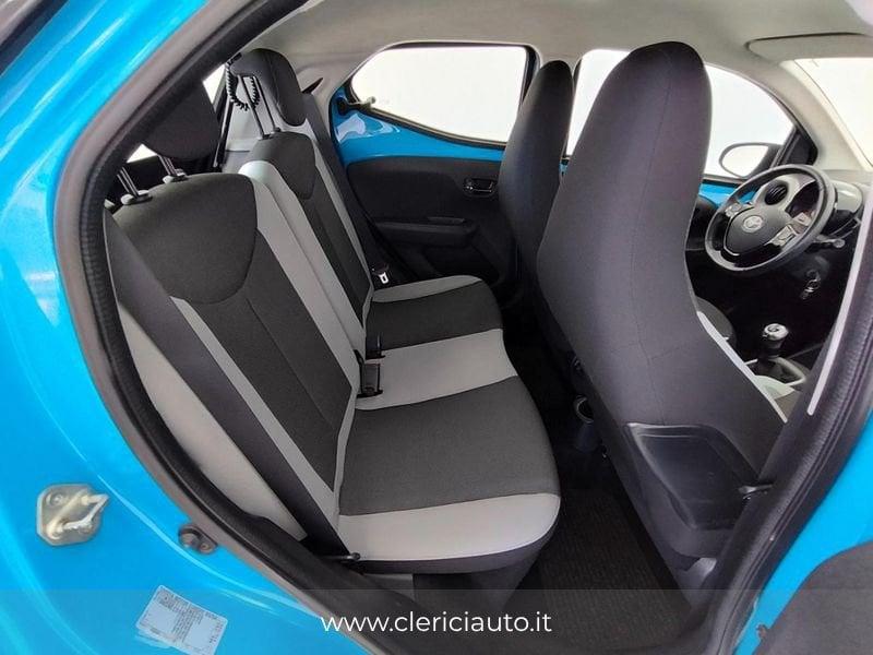 Toyota Aygo 1.0 VVT-i 69 CV 5 porte x-cite