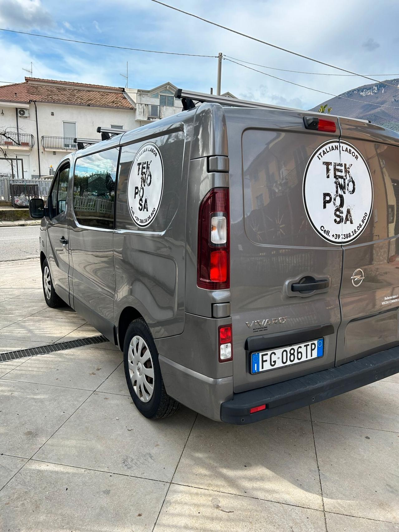 Opel Vivaro 29 2.0 CDTI 120CV PC-TN Combi Semivetrato Fap M1