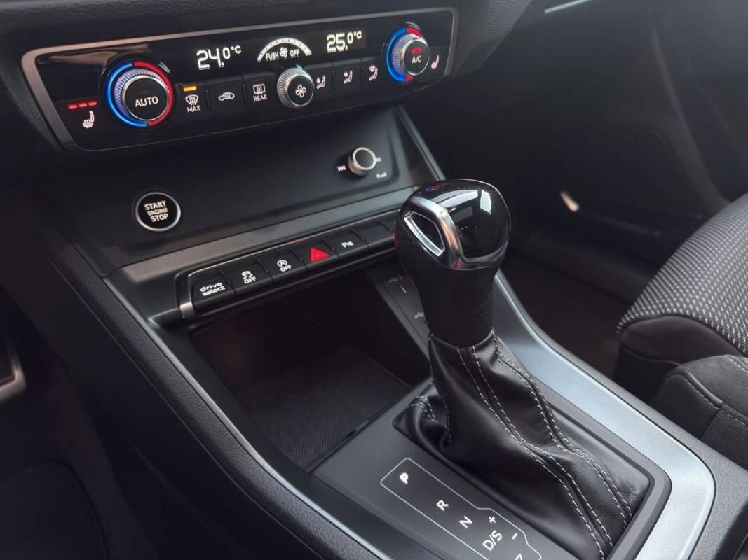 Audi Q3 Sportback 40 2.0 tdi S line Sportback quattro 200cv