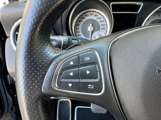 MERCEDES-BENZ GLA 200 d Automatic Sport