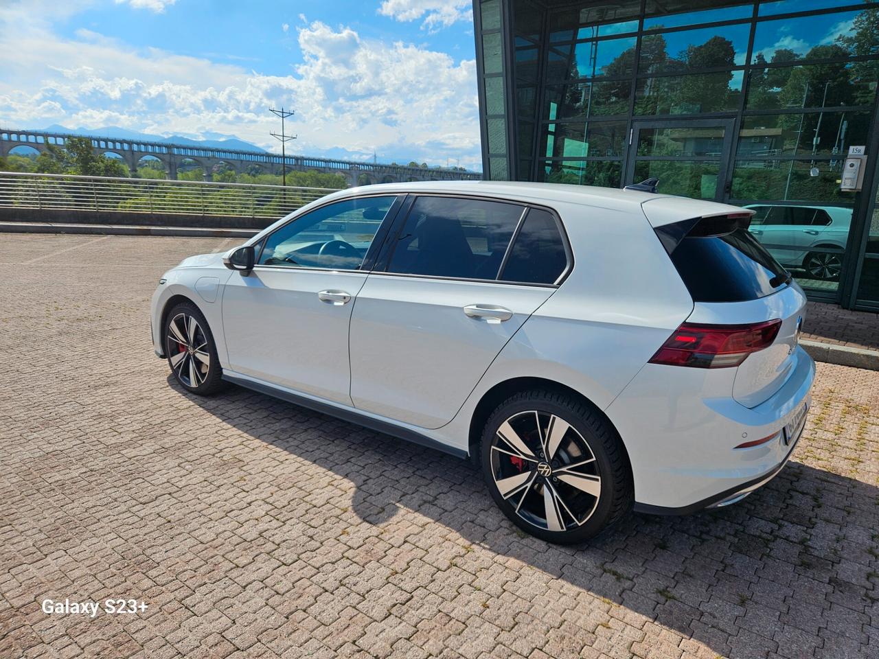 Volkswagen Golf GTE HYBRID elettrica/benzina