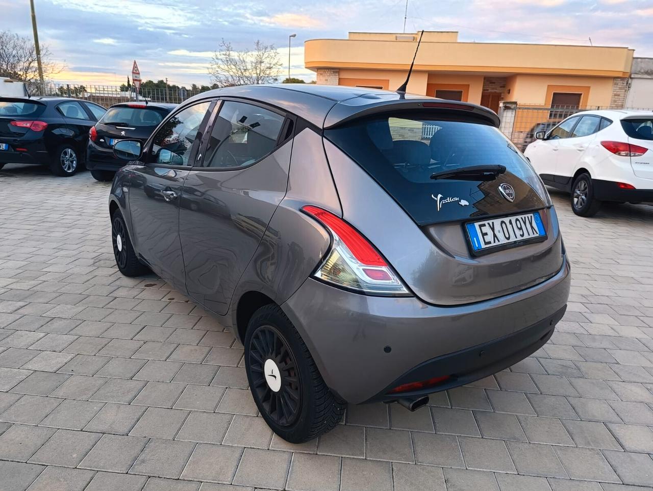 Lancia Ypsilon 1.2 GPL - anno 2015