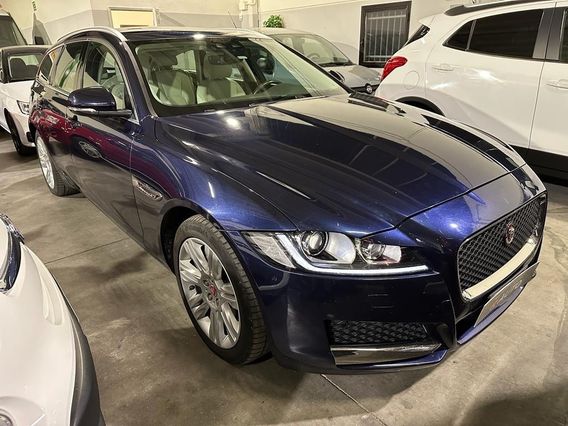 Jaguar XF Sportbrake 2.0 D 180 CV AWD aut. Prestige