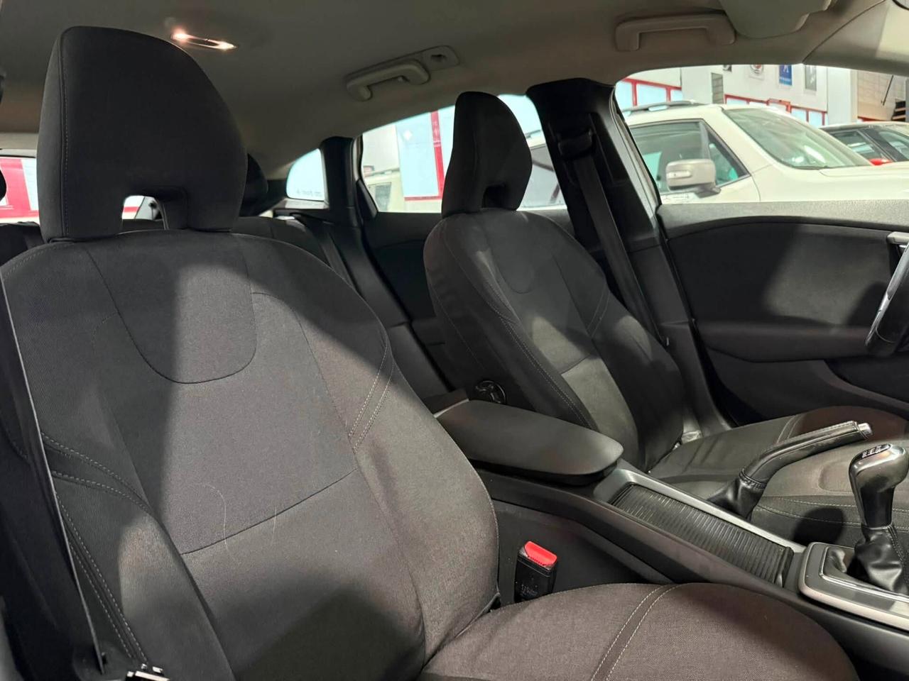 Volvo V40 D2 1.6 115cv SUMMUM 2015