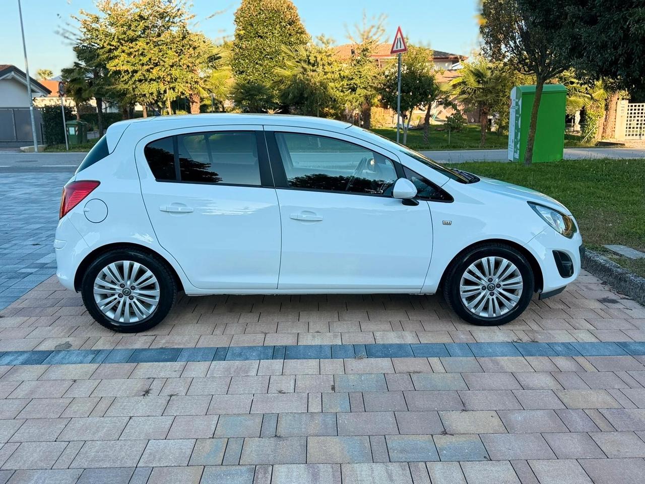 Opel Corsa 1.3 CDTI 95CV 5 porte Sport neopatentati