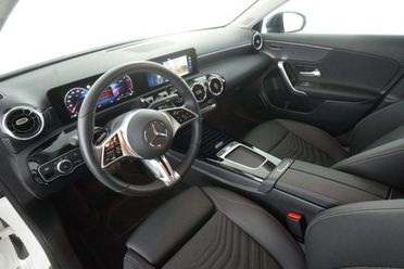 MERCEDES-BENZ A 180 A 180 Automatic Progressive Advanced