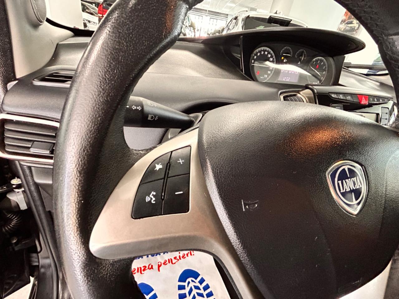 Lancia Ypsilon 1.2 benzina 69cv 2019 km 38000