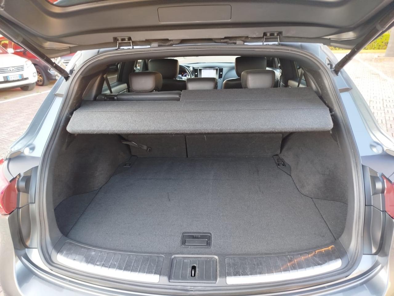 Infiniti QX70 3.0 diesel V6 AT S Premium