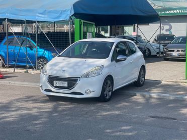 Peugeot 208 PureTech 82 3 porte Access