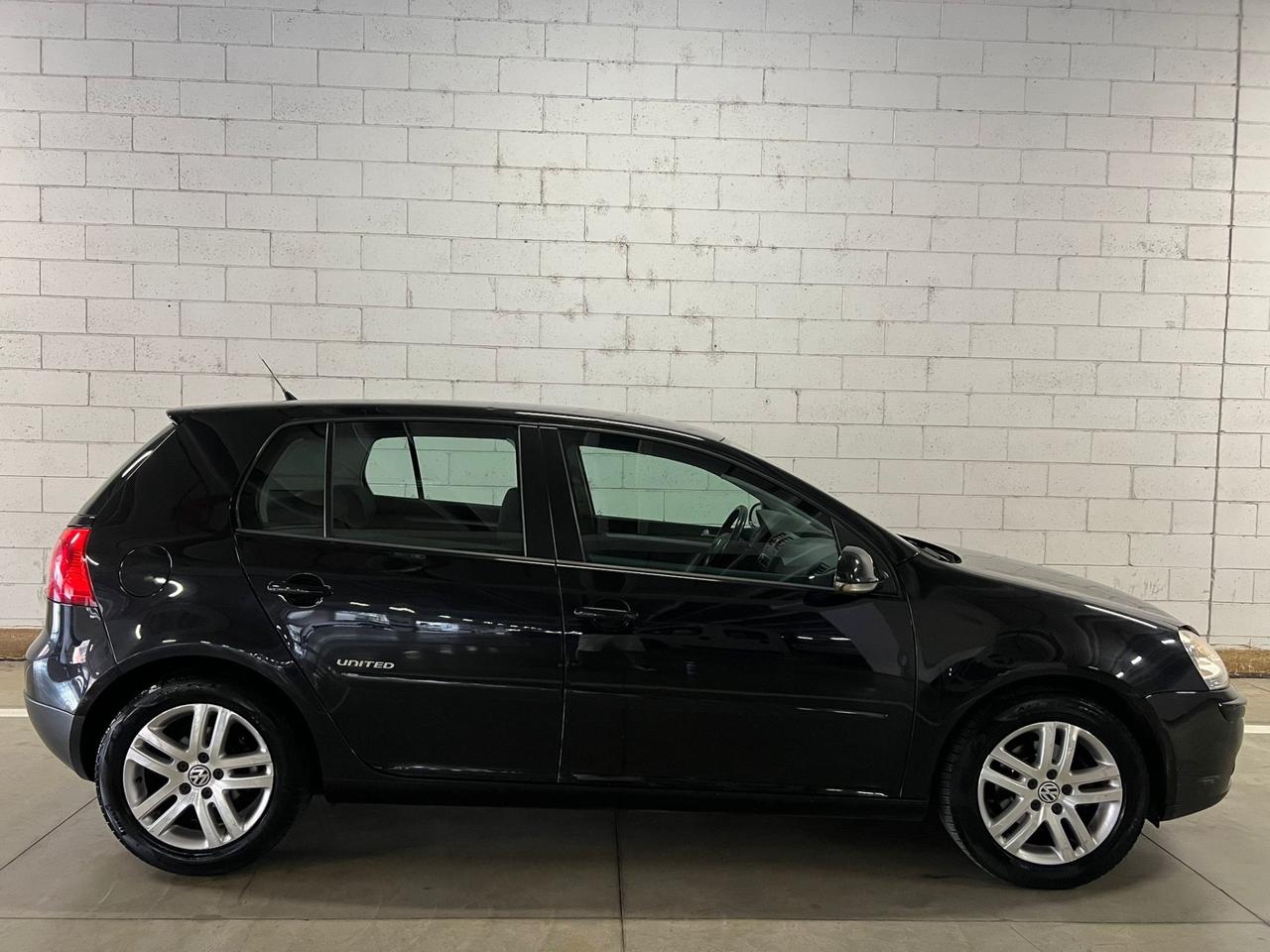 Volkswagen Golf 1.6 5p. United