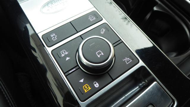 LAND ROVER Range Rover 3.0D l6 Westminster Black