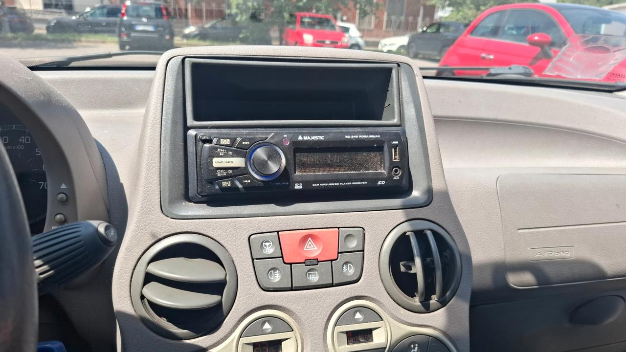 Fiat Panda 1.2 Emotion benzina