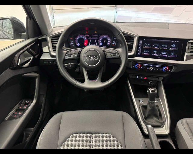 AUDI A1 SPB 25 TFSI Business