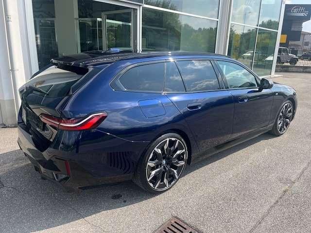 BMW 520 d Touring 48V xdrive MSport INDIVIDUAL 105.060€