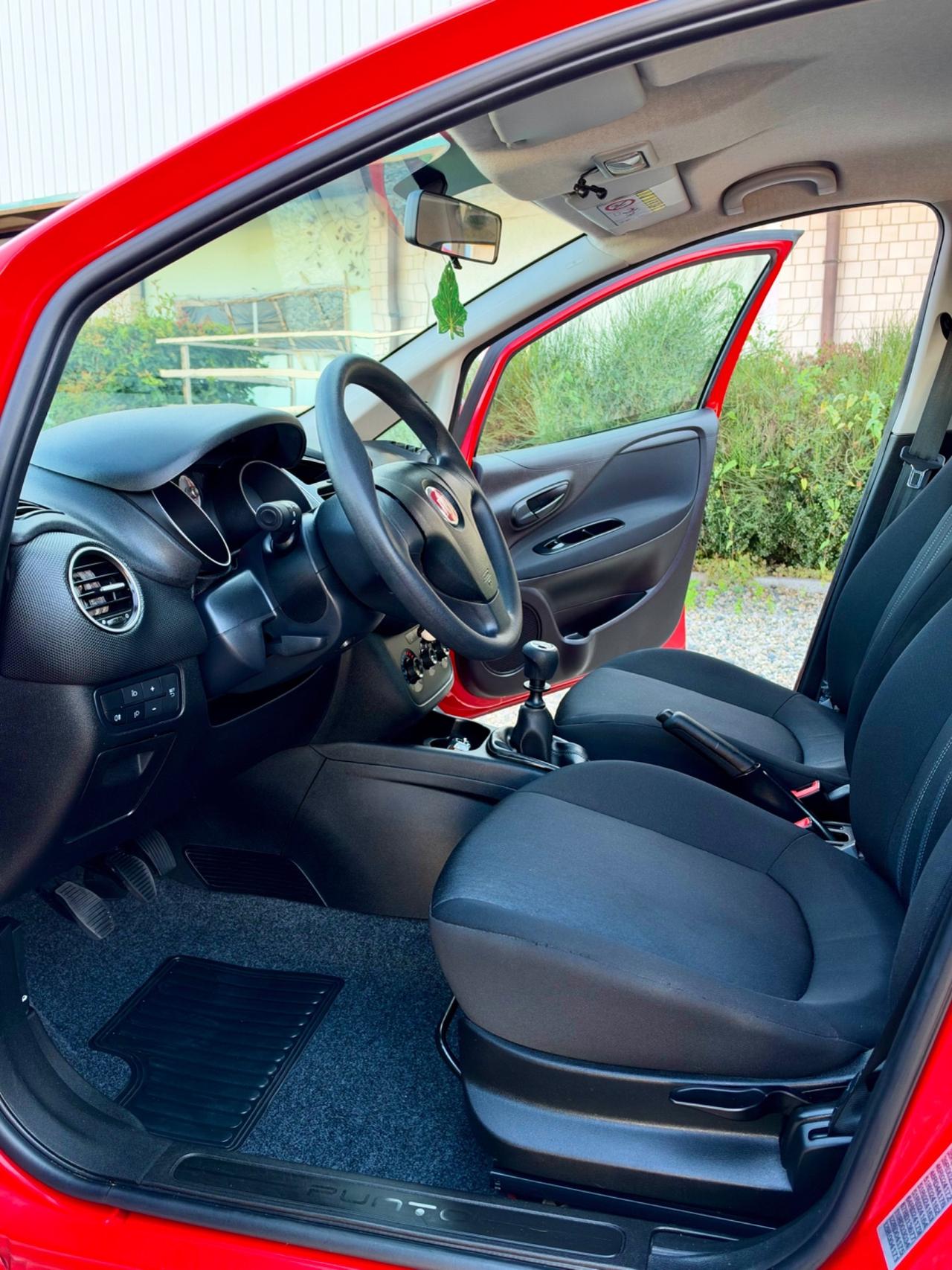 Fiat Punto 1.2BENZINA SOLI 46.000KM E6 2017