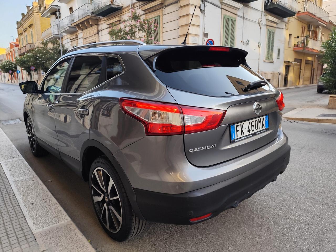 Nissan Qashqai 1.5 dCi 110CV Tekna TETTO NAVI