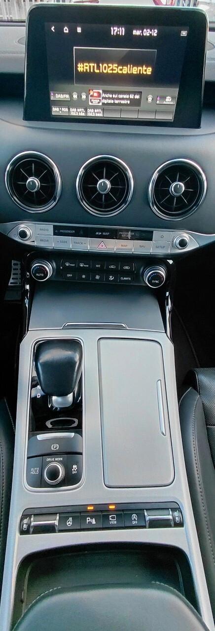 Kia Stinger 3.3 T-GDI AWD AT8 GT