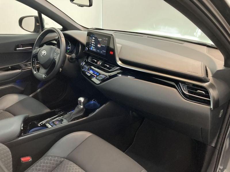 Toyota C-HR 1.8 HV E-CVT Trend
