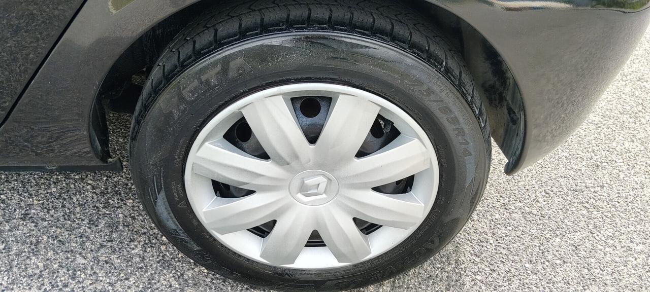 Renault Clio Storia 1.2 5 porte GPL Confort
