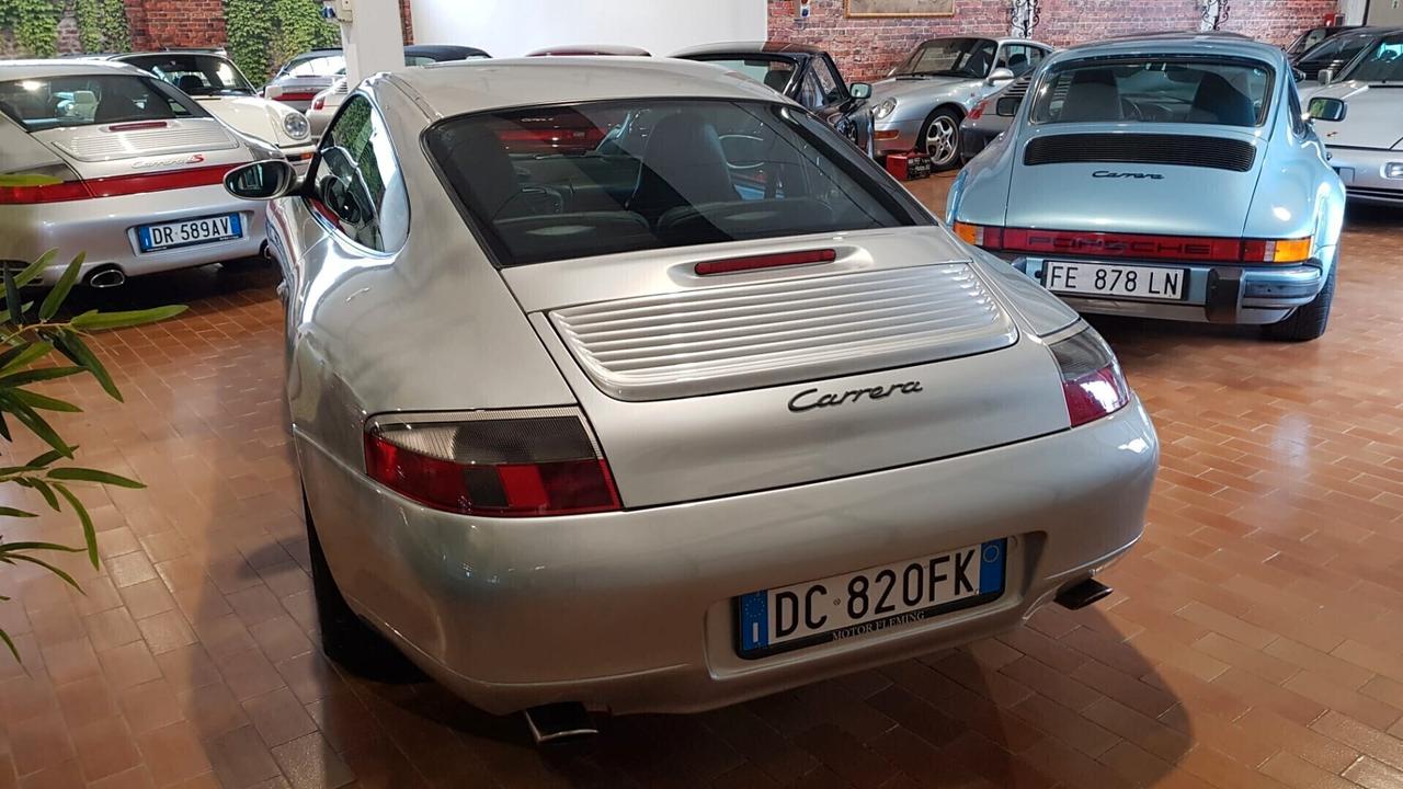 996 911 Porsche Carrera Book service