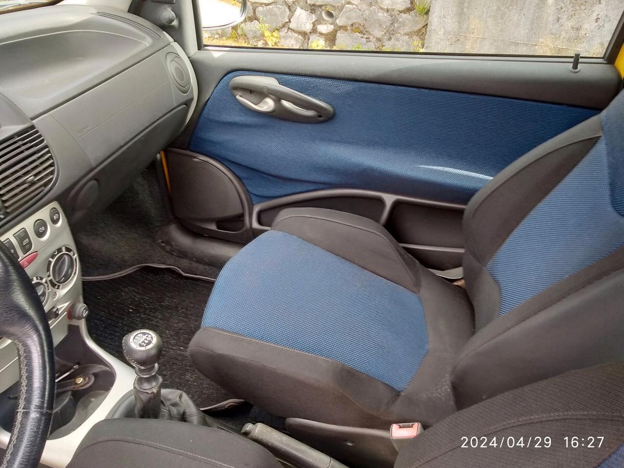 Fiat Punto 1.2i 16V cat 3 porte Sporting