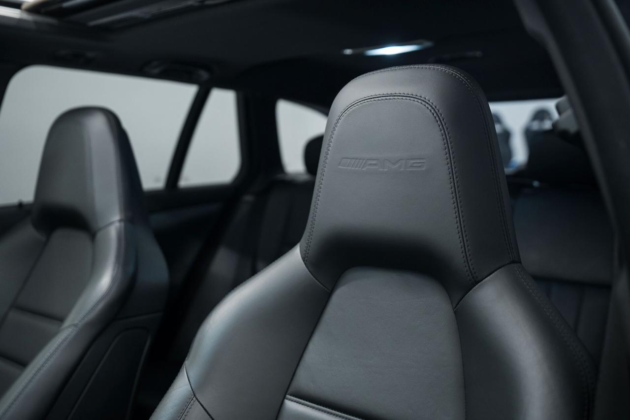 Mercedes-benz C 63 AMG