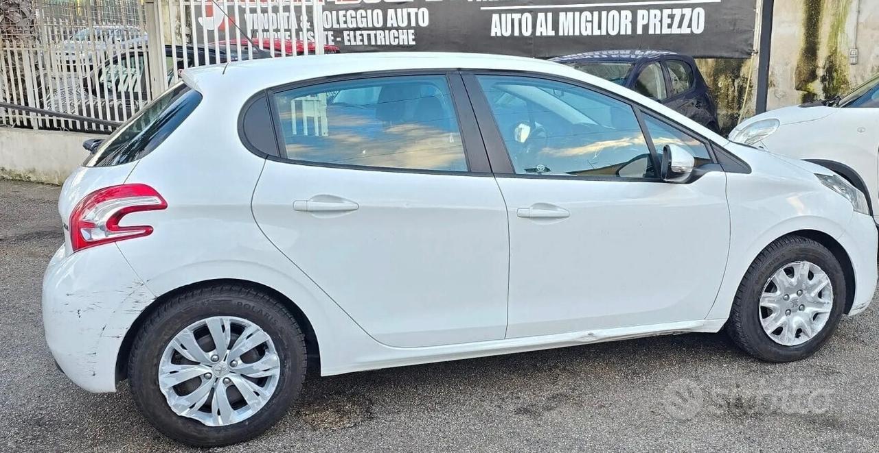 Peugeot 208 1.4 HDi 68 CV 5 porte Active