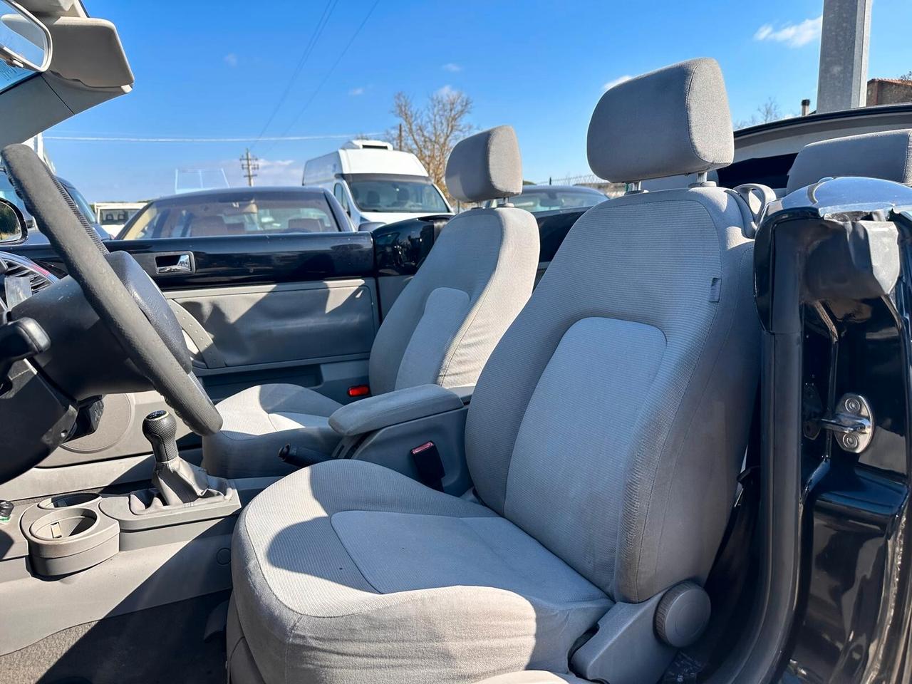 Volkswagen New Beetle 1.9 TDI 105CV Cabrio