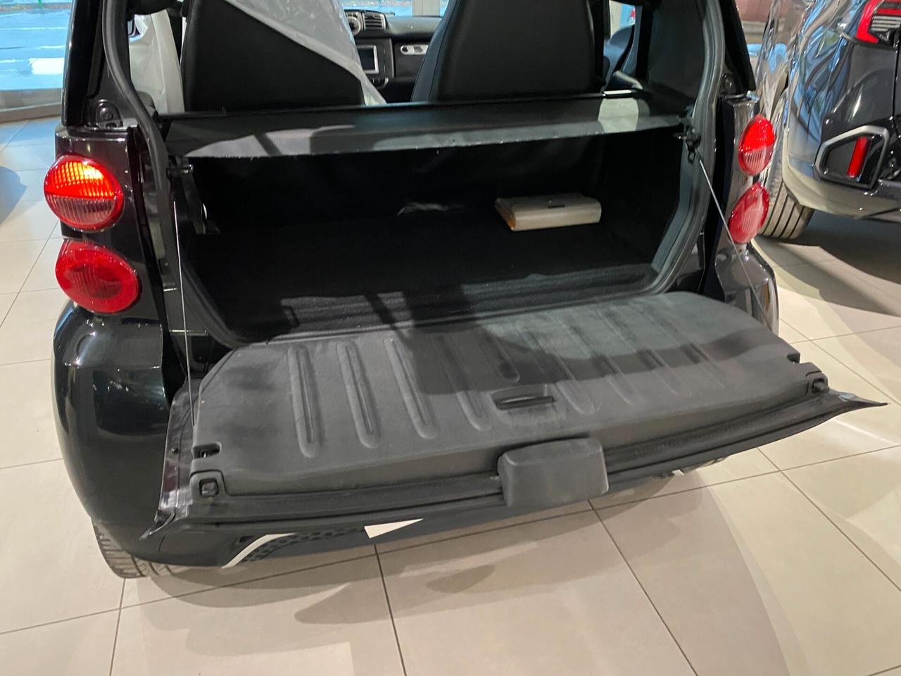 Smart ForTwo 1000 52 kW MHD coupé pure