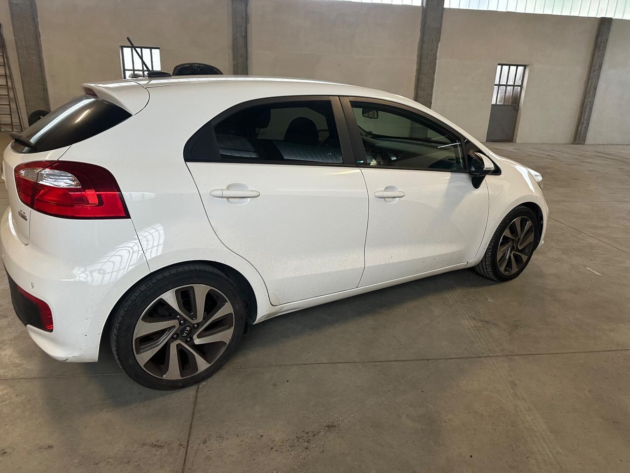 Kia Rio 1.4 CRDi 5p.S&S High Tech