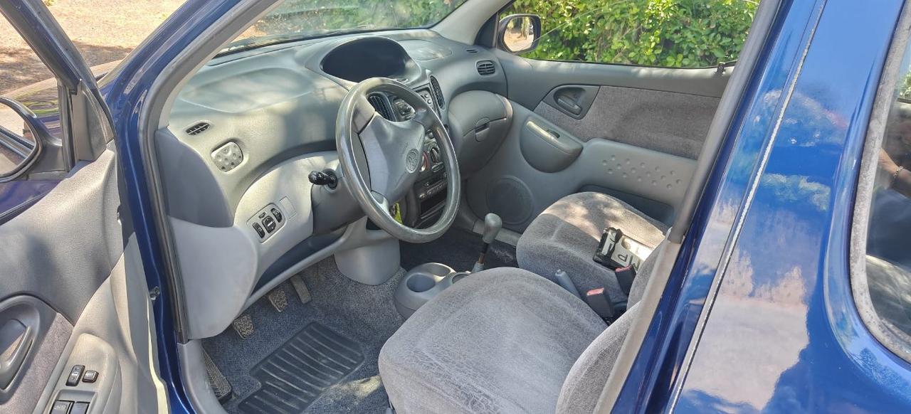 Toyota Yaris Verso 1.3 Sol auto
