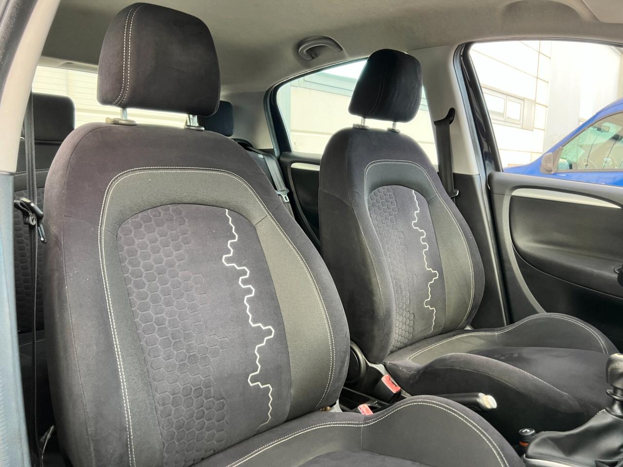 Fiat Punto EVO 1.2 8V 5 p. Lounge