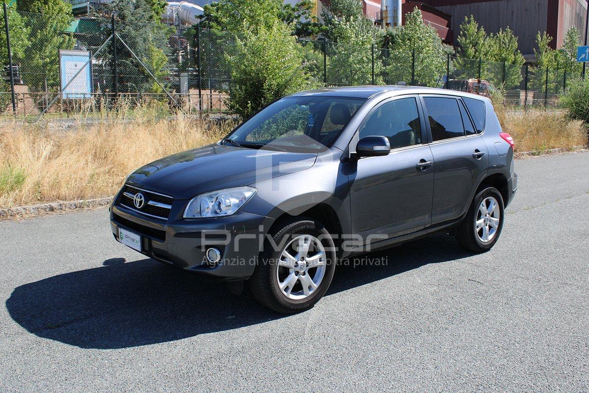 TOYOTA RAV4 Crossover 2.2 D-4D 150 CV DPF Luxury