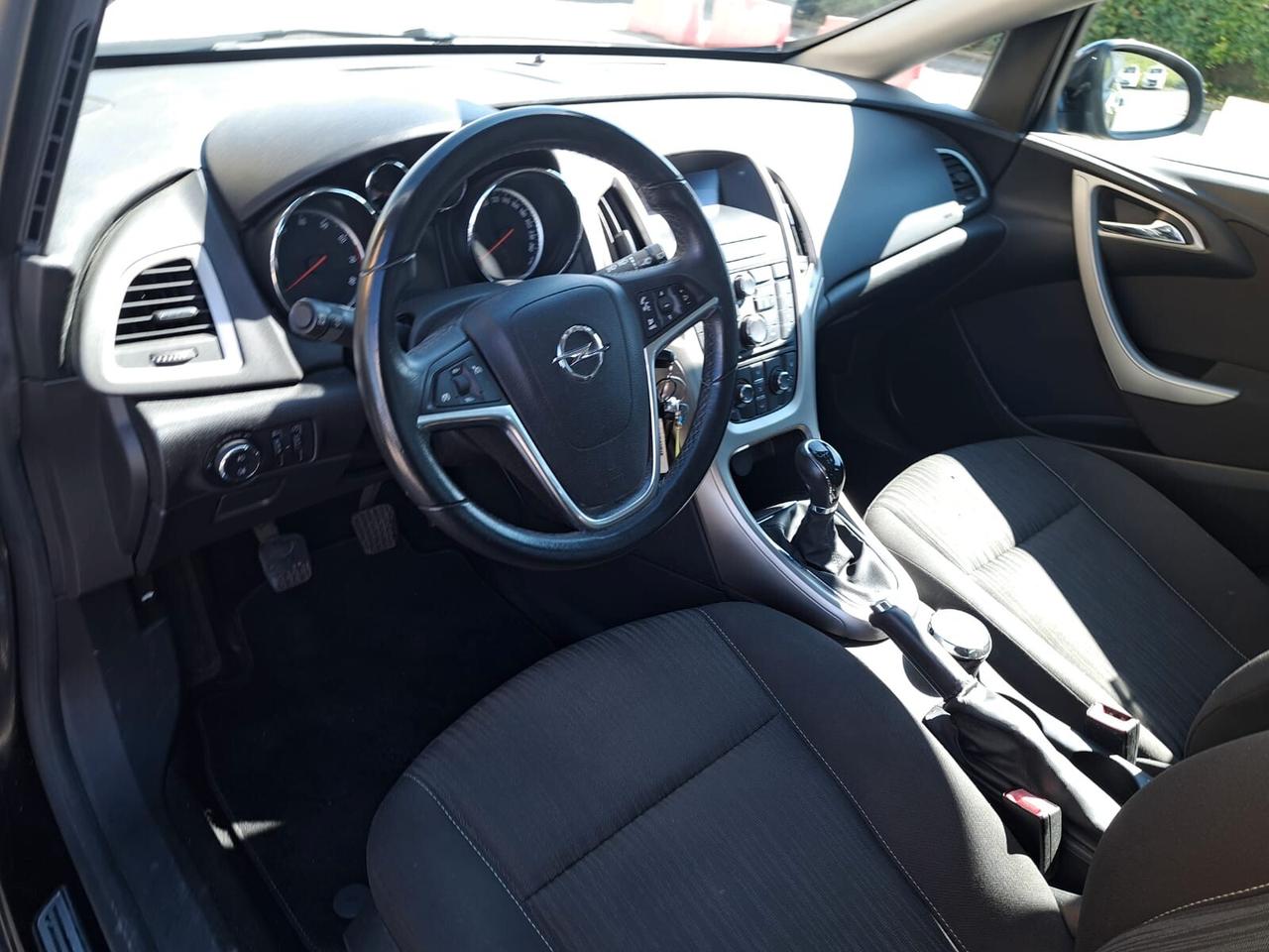 Opel Astra 1.6 115CV 5 porte Cosmo