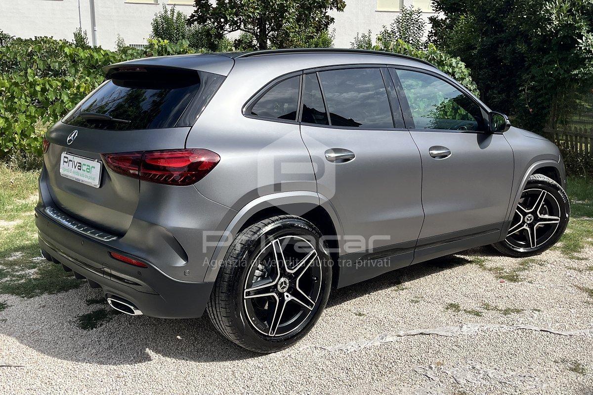 MERCEDES GLA 180 d Automatic AMG Line Premium