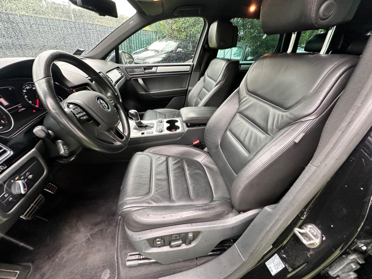 VW Touareg 3.0 TDI 204 CV Executive-2014