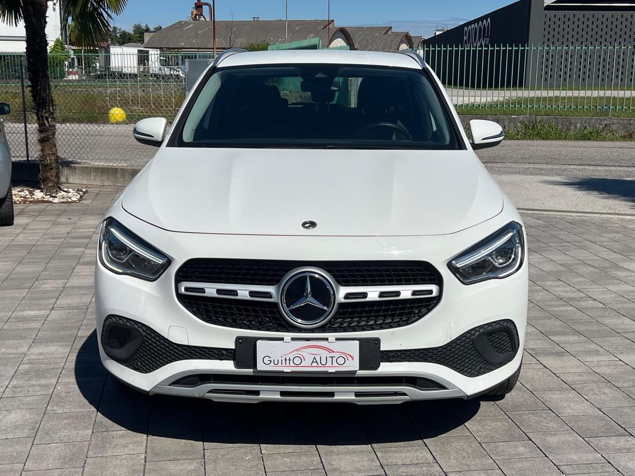 Mercedes-benz GLA 180 d Business FINANZIABILE