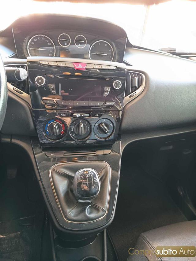 LANCIA Ypsilon 1.3 MJT 75 CV Platino