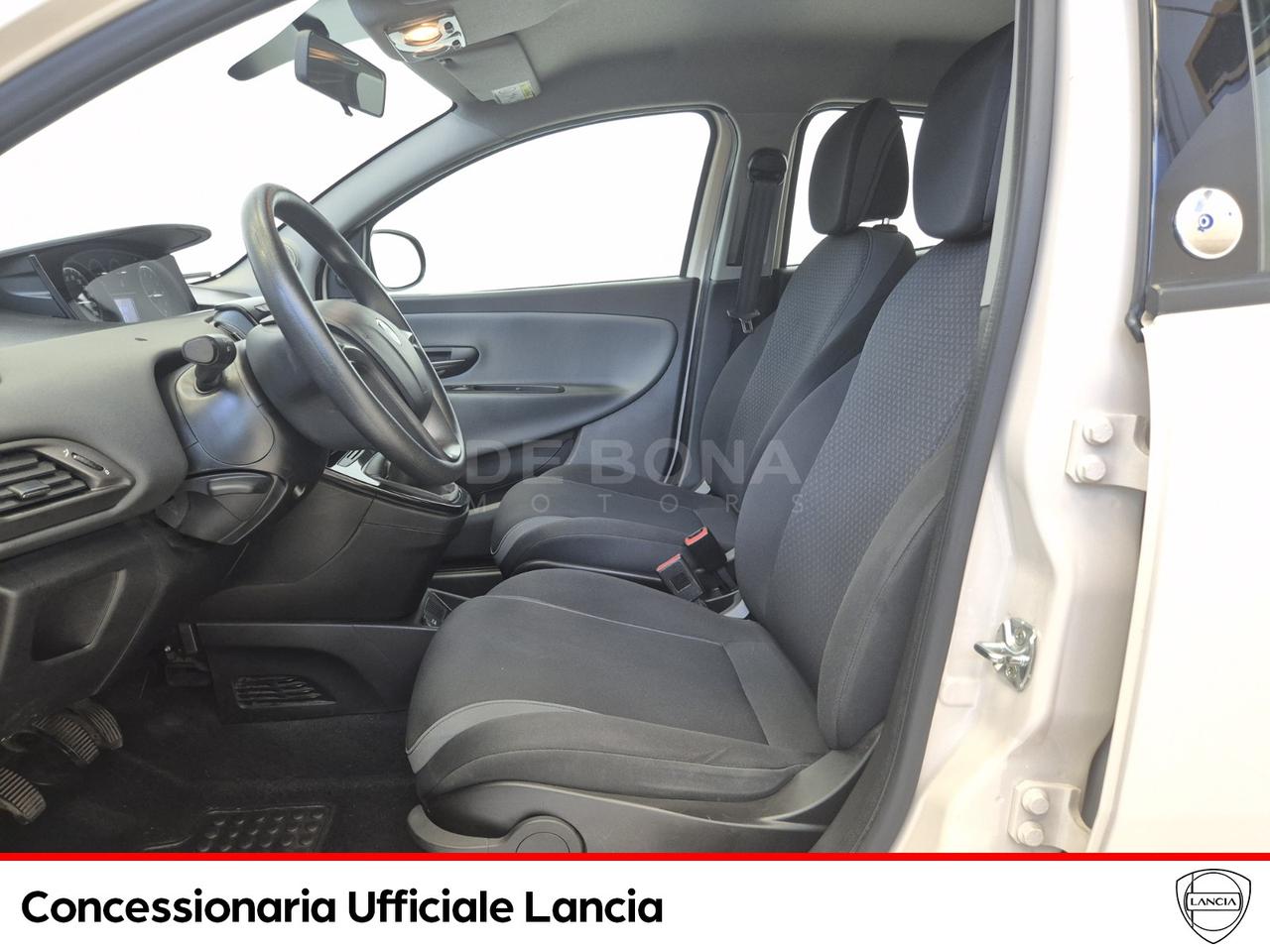 Lancia Ypsilon 1.2 silver ecochic gpl 69cv
