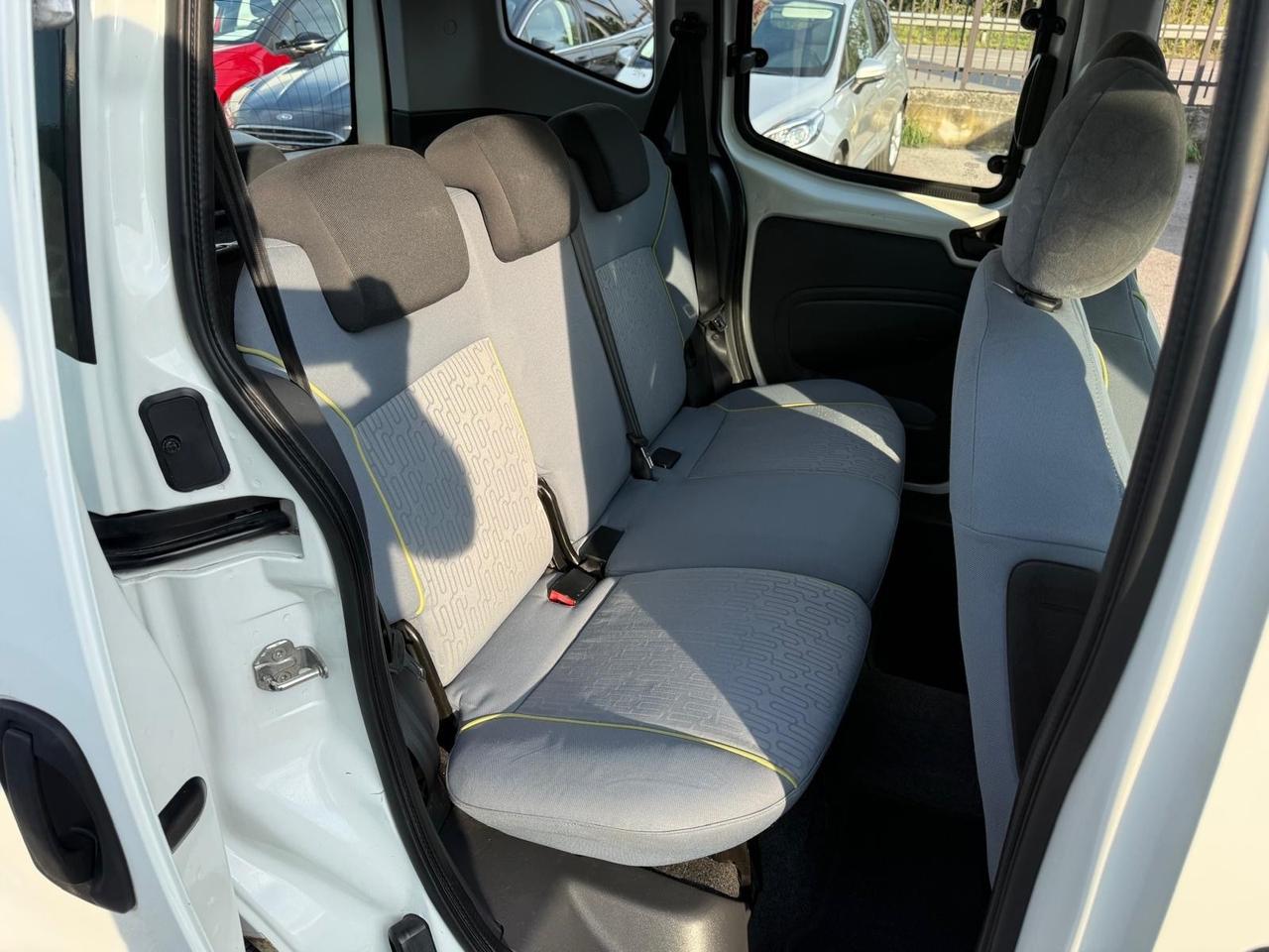 Peugeot Bipper AUTOMATICO Tepee 1.4 HDi 70CV Outdoor 2-Tronic