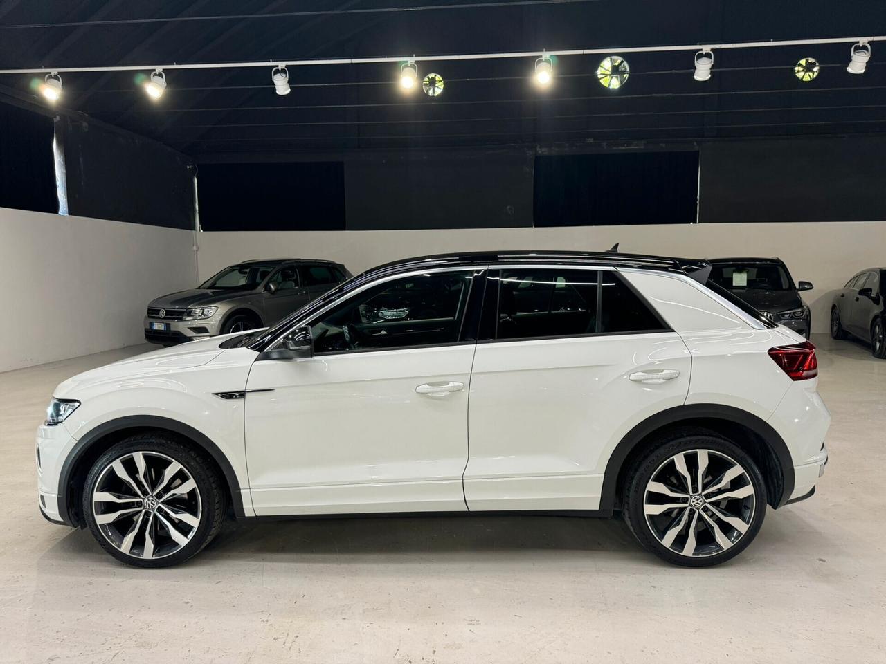 VOLKSWAGEN T-ROC RLINE