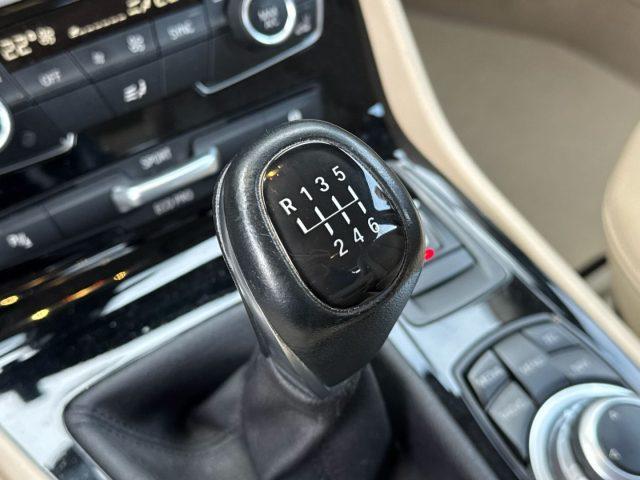 BMW 214 d Active Tourer Advantage OK Neopatentati