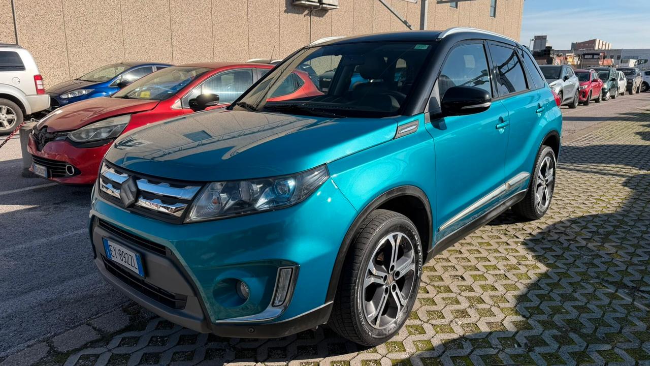 Suzuki Vitara 1.6 DDiS 4WD AllGrip V-Top bicolor turchese/tetto nero