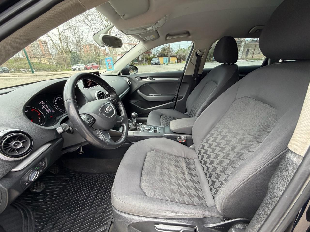 Audi A3 Sportback 1.6 TDI 08/2013